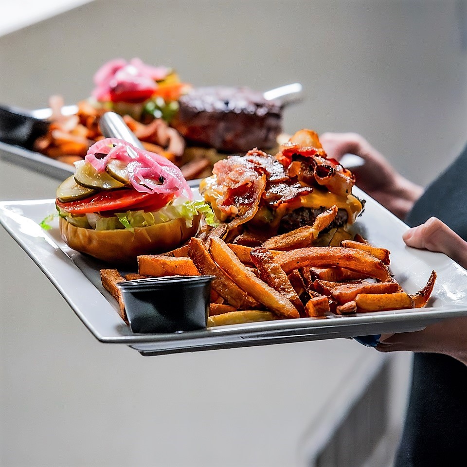 burger night at TAURO Restaurant